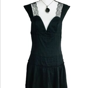 C’N’C  COSTUME NATIONAL Black Sleeveless Lace Trims Dress. Size 8